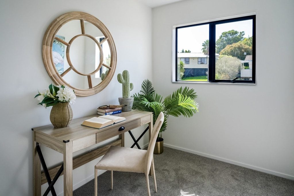 18A Edgware Road, West Harbour, Auckland - Carousel 21
