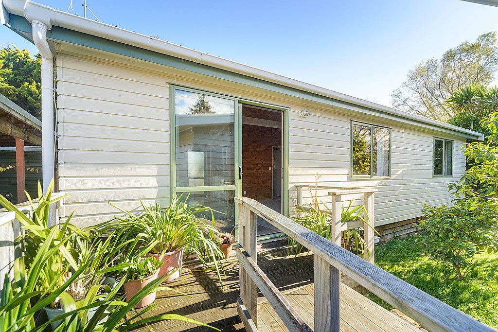 110 Milson Line, Milson, Palmerston North - Carousel 1
