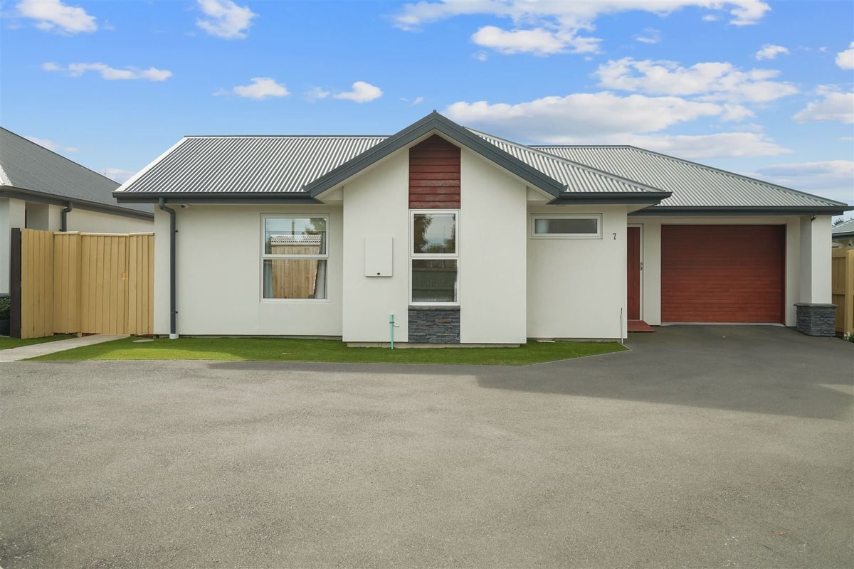 7 Cressy Lane, Woolston, Christchurch - Carousel 2
