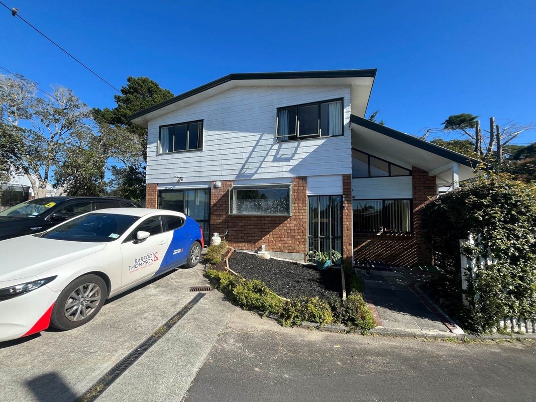 2/78A Woodglen Road, Glen Eden, Auckland - Carousel 2