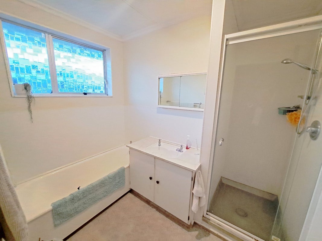 12 Glamis Avenue, Bell Block, New Plymouth - Carousel 12