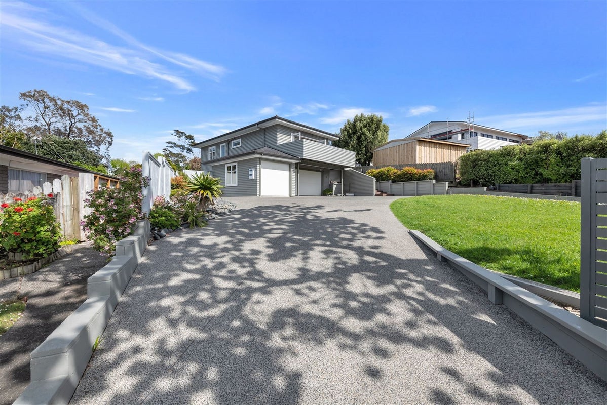3 John Gill Road, Cockle Bay, Auckland - Carousel 1