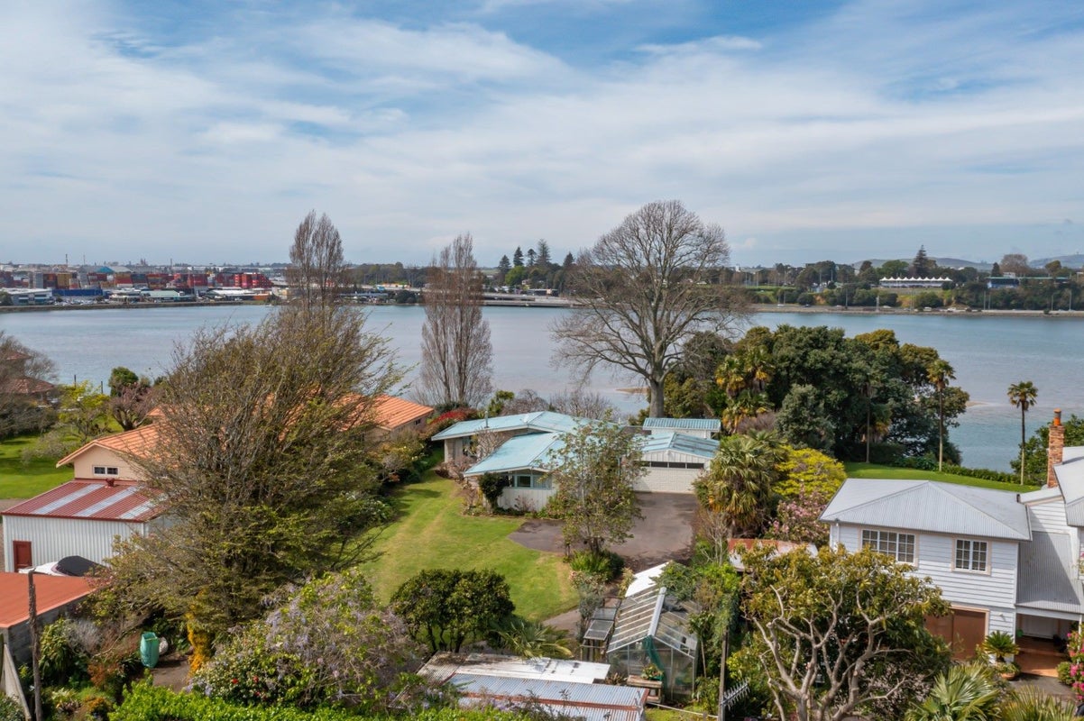 66 Myres Street, Otumoetai, Tauranga - Carousel 21