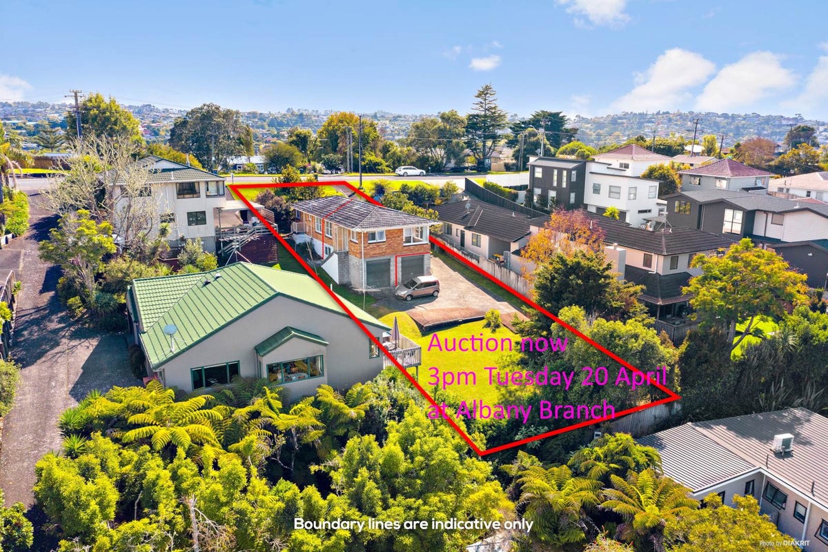 2/58 Arran Road, Browns Bay, Auckland - Carousel 1