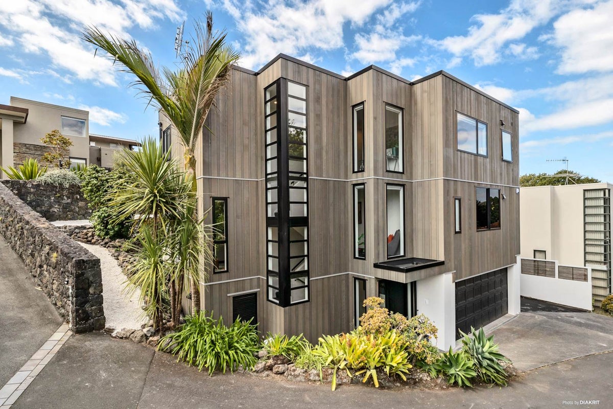71 King George Avenue, Epsom, Auckland - Carousel 2