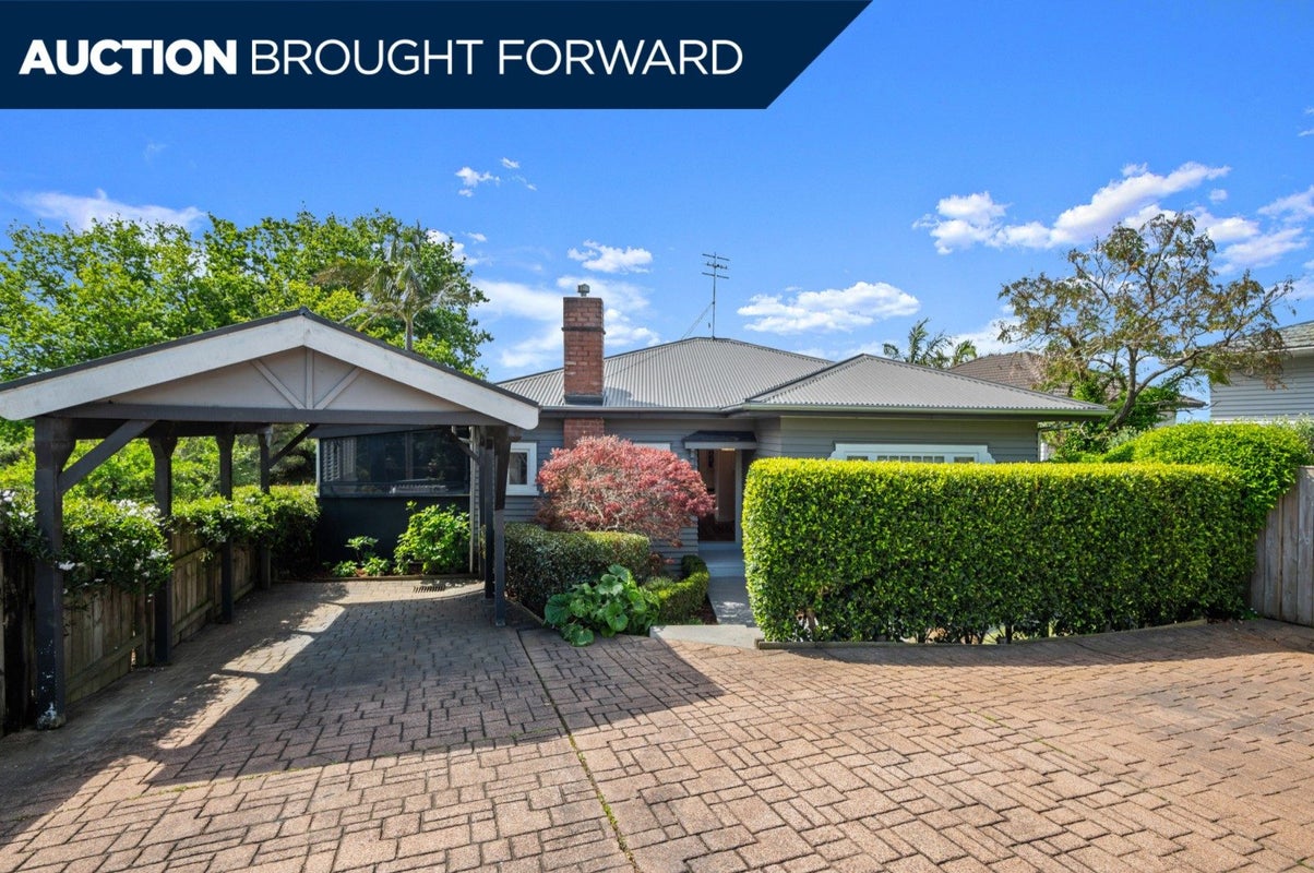 2/46 Gladstone Road, Northcote, Auckland - Carousel 1
