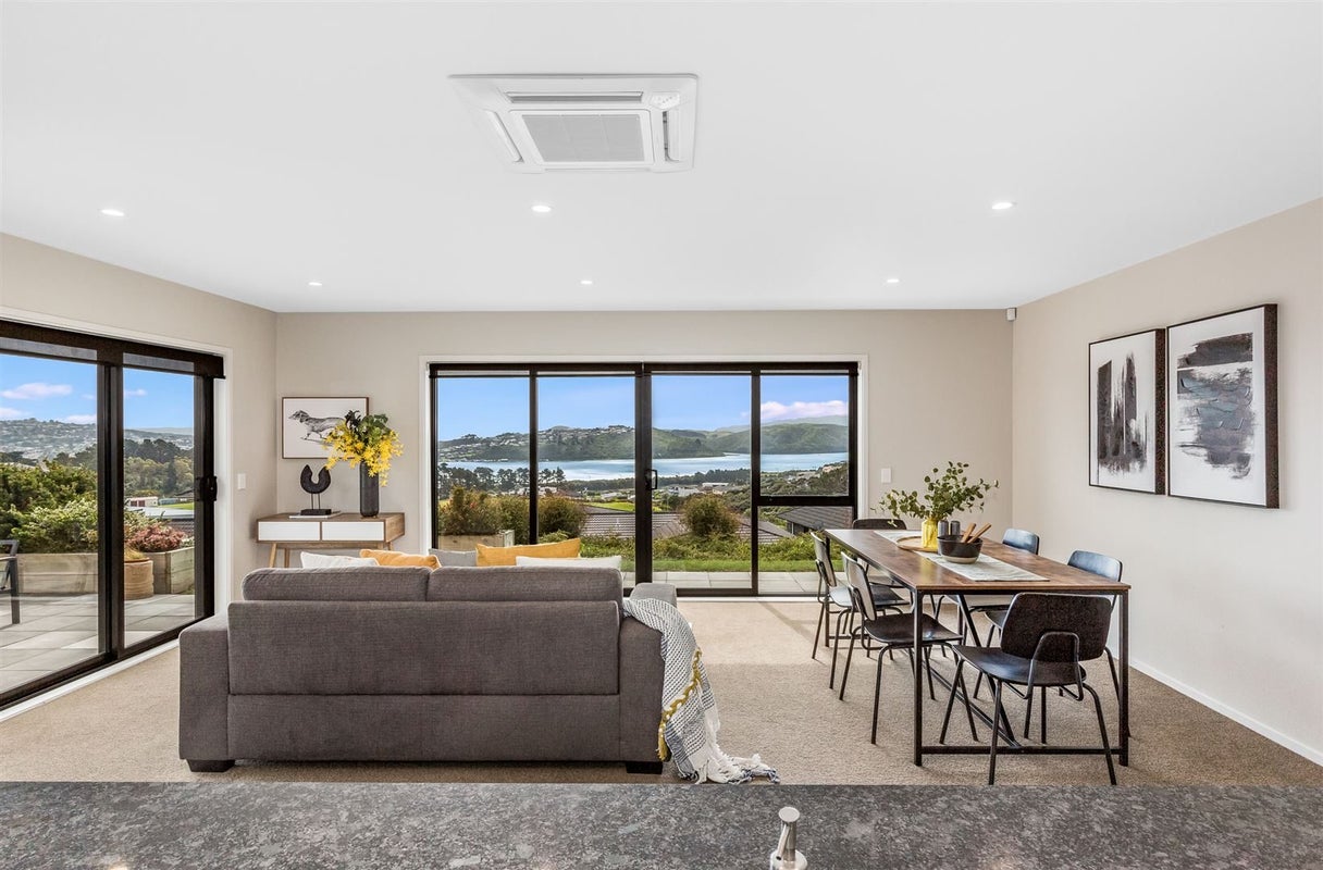 9 Glenorchy Way, Aotea, Porirua - Carousel 2