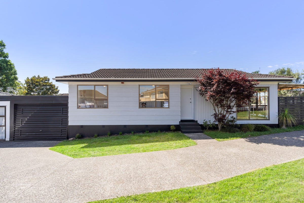 1/10 Catkin Crescent, Papatoetoe, Auckland - Carousel 18