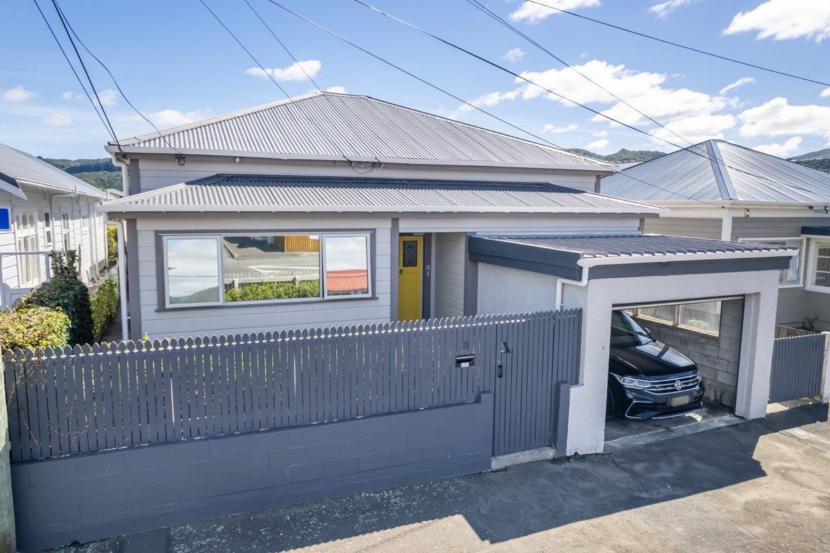 31 Buick Street, Petone, Lower Hutt - Carousel 1