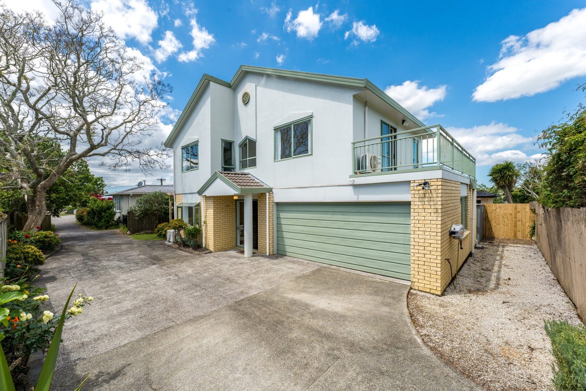 2/33 Woodford Avenue, Henderson, Waitakere - Carousel 41