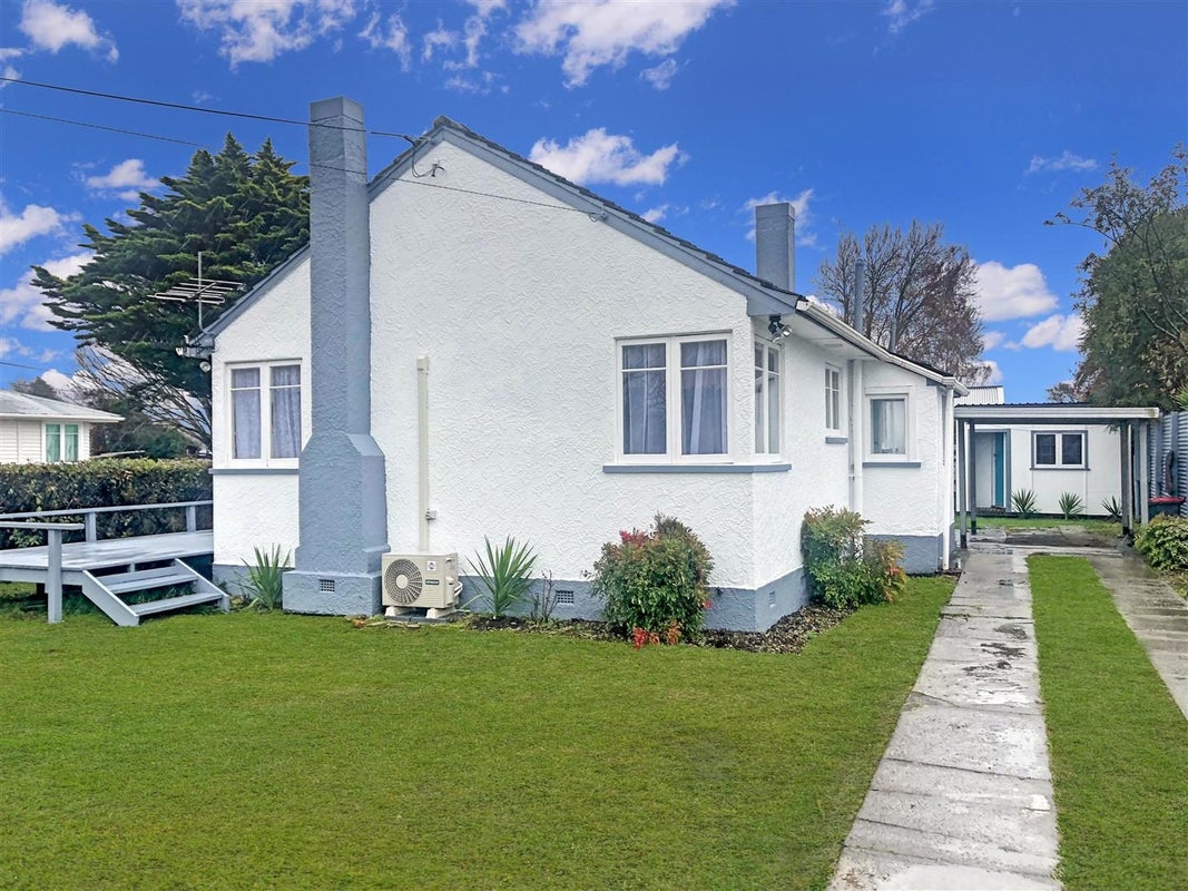 81 Clayton Road, Mangakakahi, Rotorua - Carousel 1
