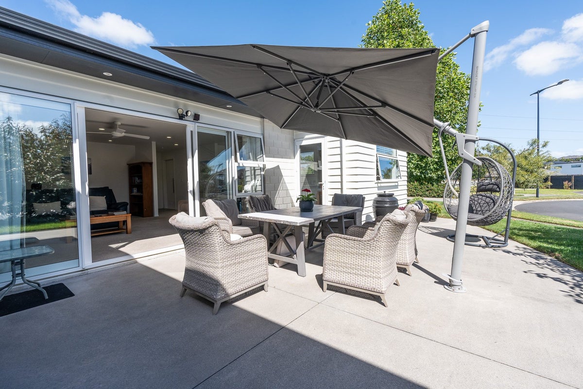 29 Teatree Close, Huntington, Hamilton - Carousel 2