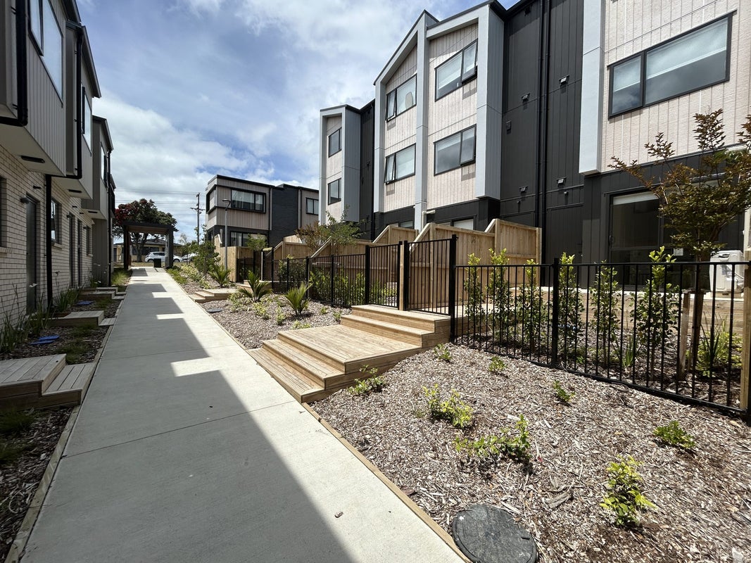 9 Paetai Lane, Te Atatu Peninsula, Auckland - Carousel 23