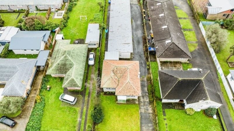 4/15 Fyfe Avenue, Papatoetoe, Auckland - Carousel 1