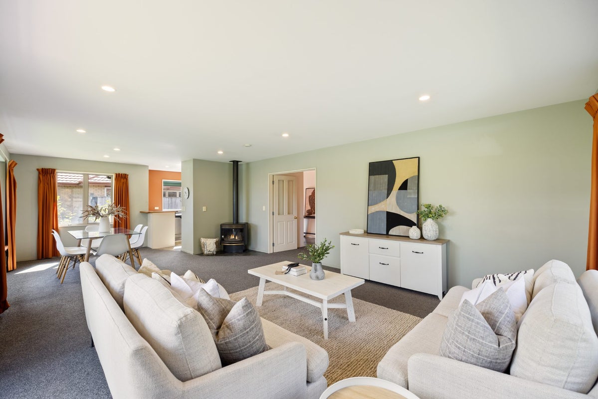 2 Moule Street, Addington, Christchurch - Carousel 2