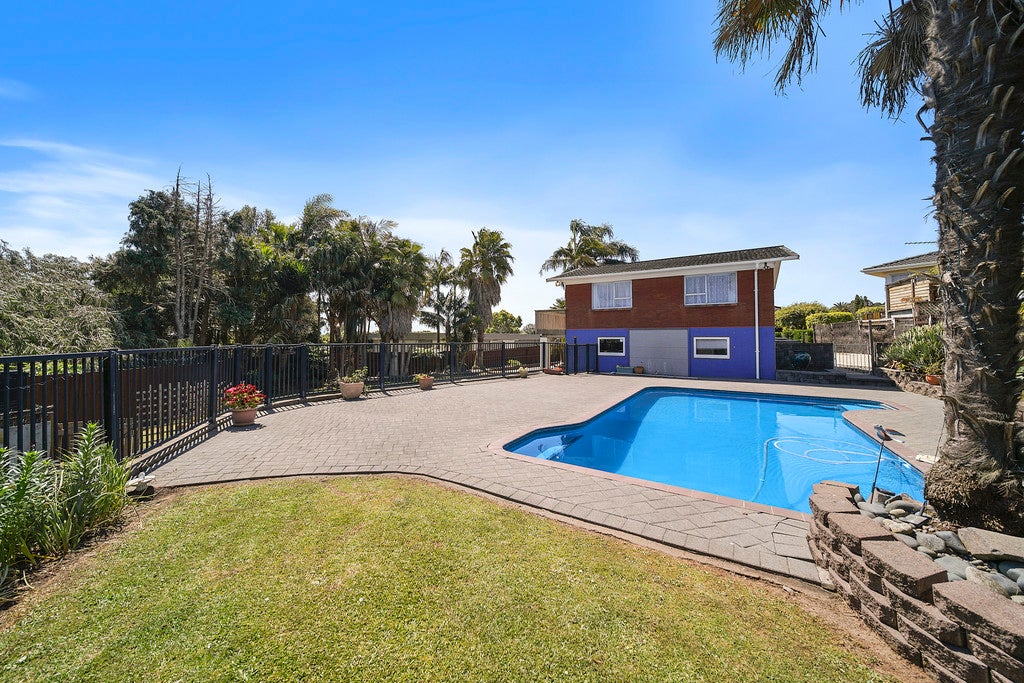 6 April Place, Red Hill, Papakura - Carousel 1