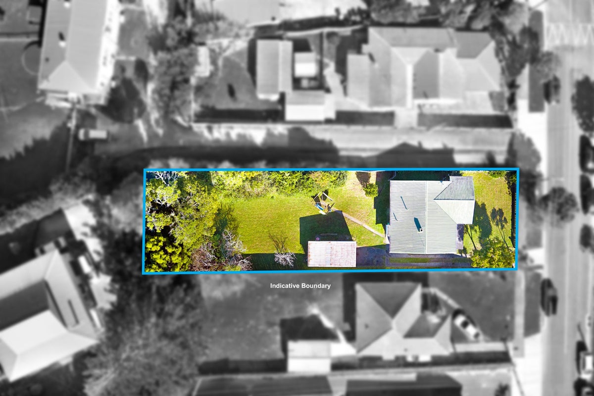 20 Valonia Street, New Windsor, Auckland - Carousel 2
