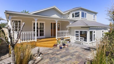 40 Rothsay Road, Ngaio, Wellington - Carousel 1