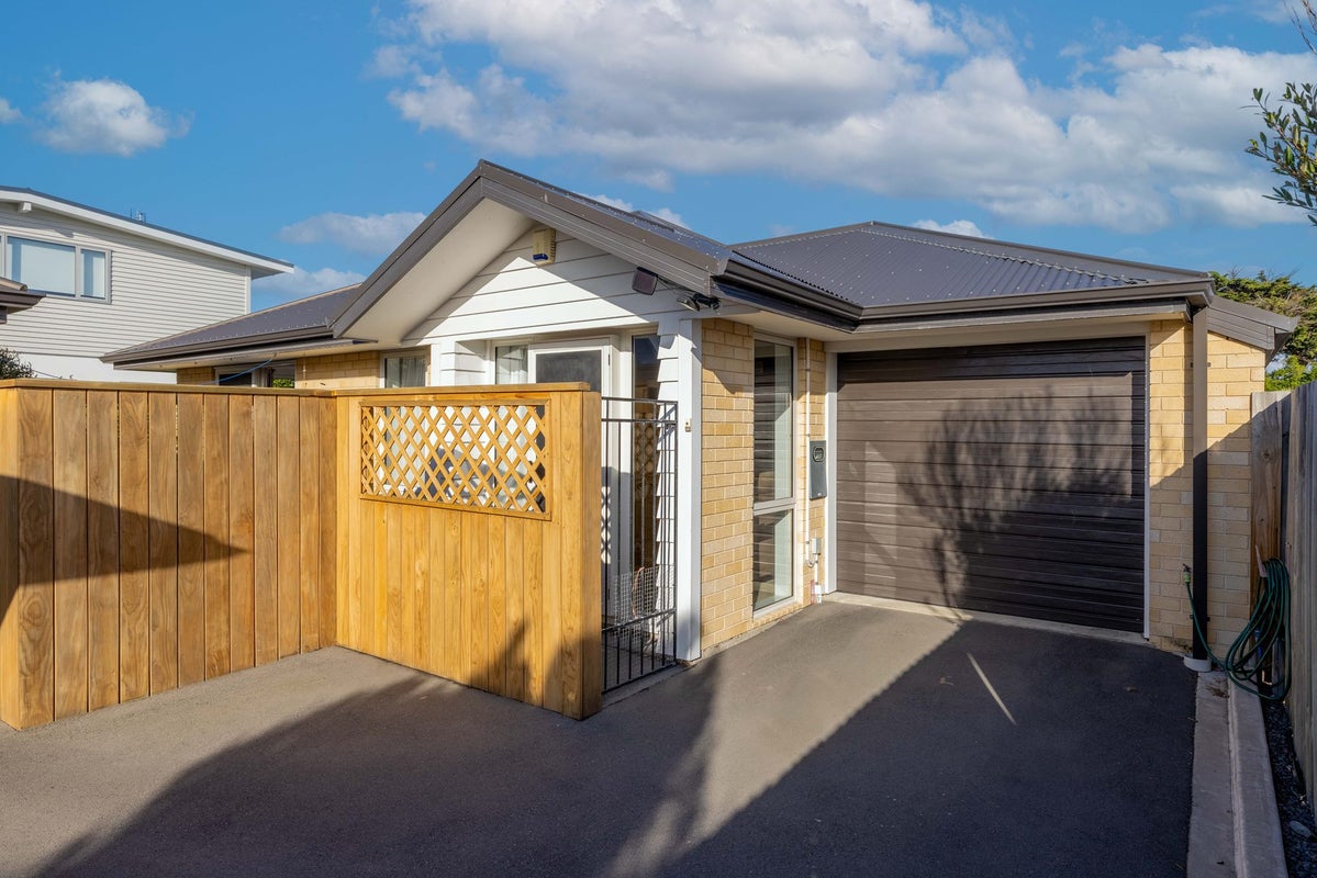 3/3 Jellicoe Street, South New Brighton, Christchurch - Carousel 1