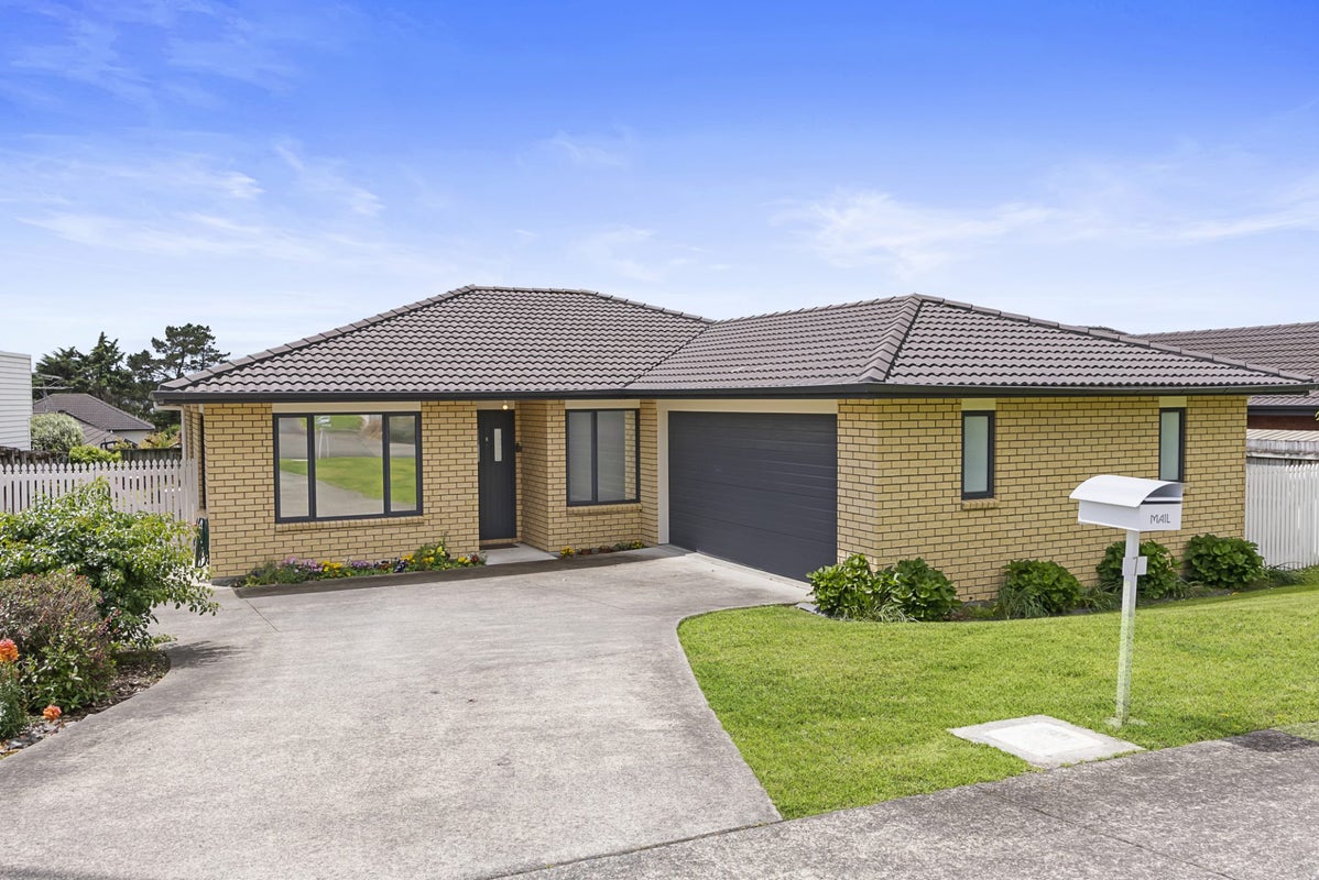 7 The Way, Beachlands, Auckland - Carousel 1