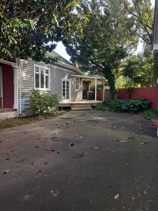 213 England Street, Linwood, Christchurch - Carousel 1