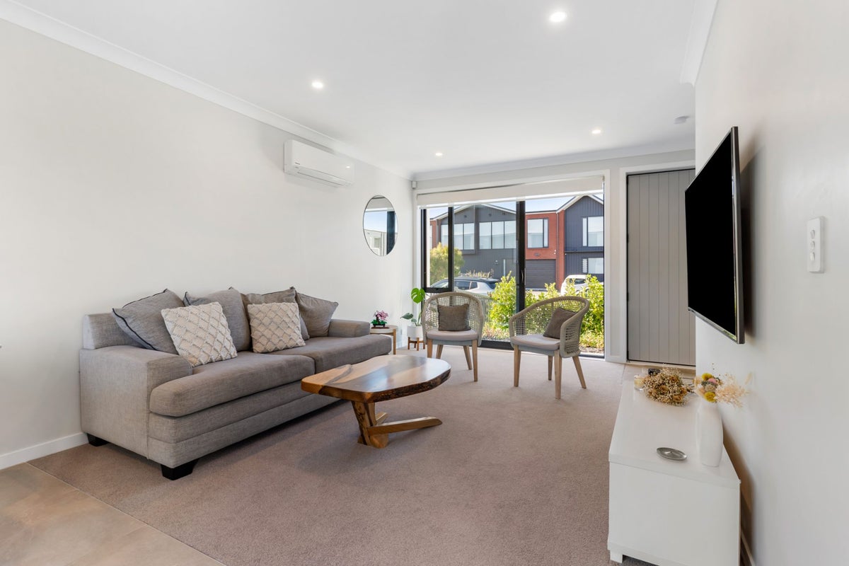 6 Propeller Avenue, Whenuapai, Auckland - Carousel 1