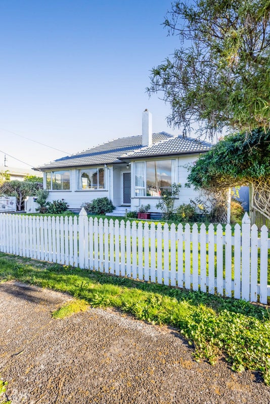 45 Reid Avenue, Hawera - Carousel 22