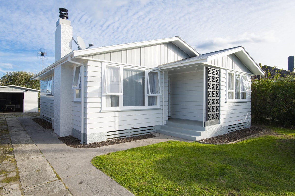 70 Scott Street, Elgin, Gisborne - Carousel 1