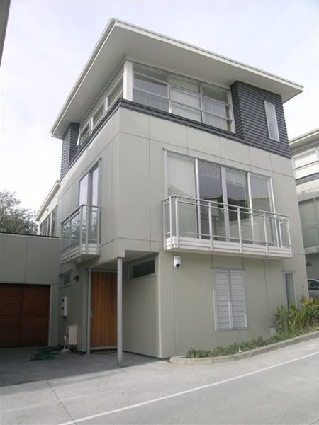 25F Garnet Road, Westmere, Auckland - Carousel 1