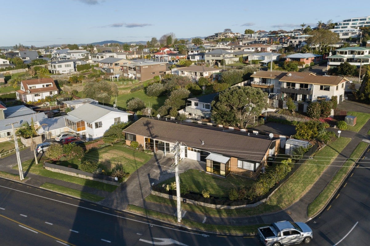 80 Vale Street, Otumoetai, Tauranga - Carousel 17