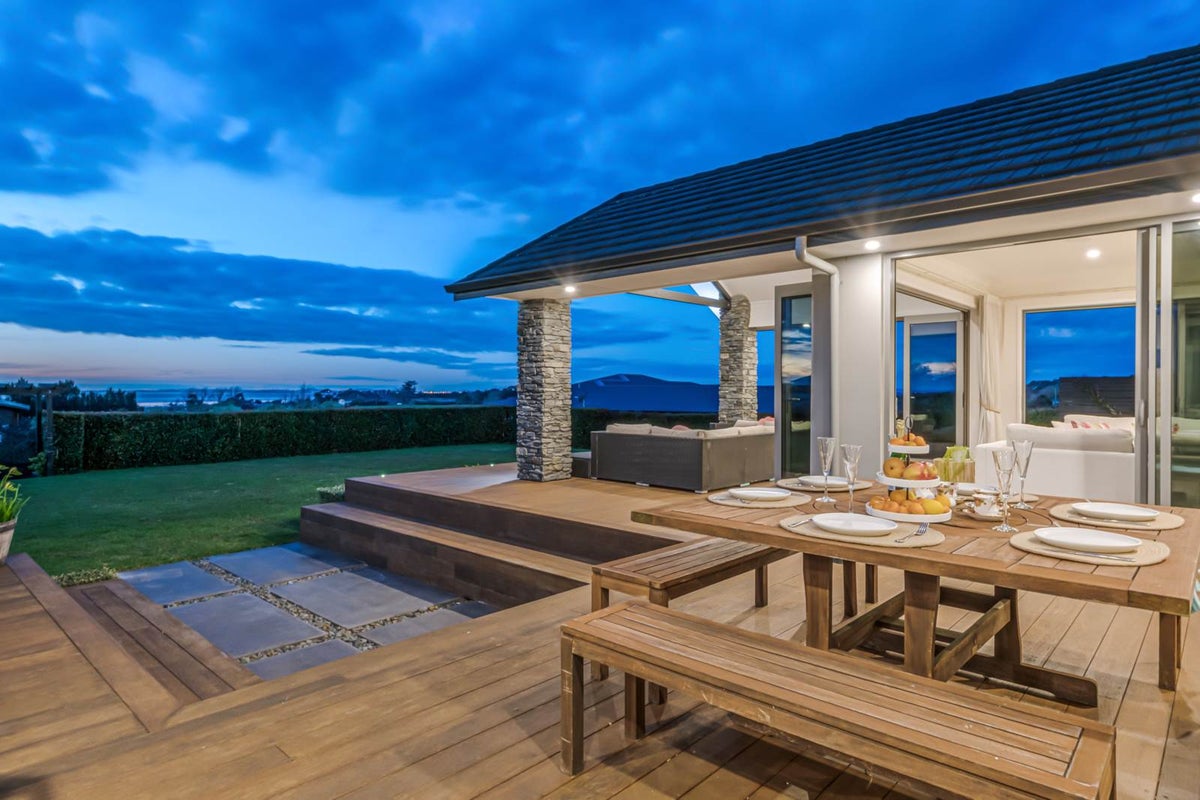 21 Church View Road, Waiau Pa, Pukekohe - Carousel 1