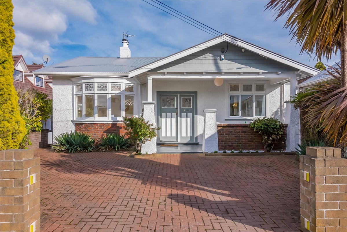 58 Brunswick Street, Hutt Central, Lower Hutt - Carousel 1