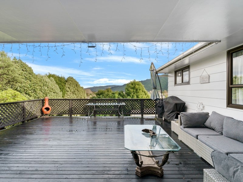 3A Shanly Street, Brown Owl, Upper Hutt - Carousel 1