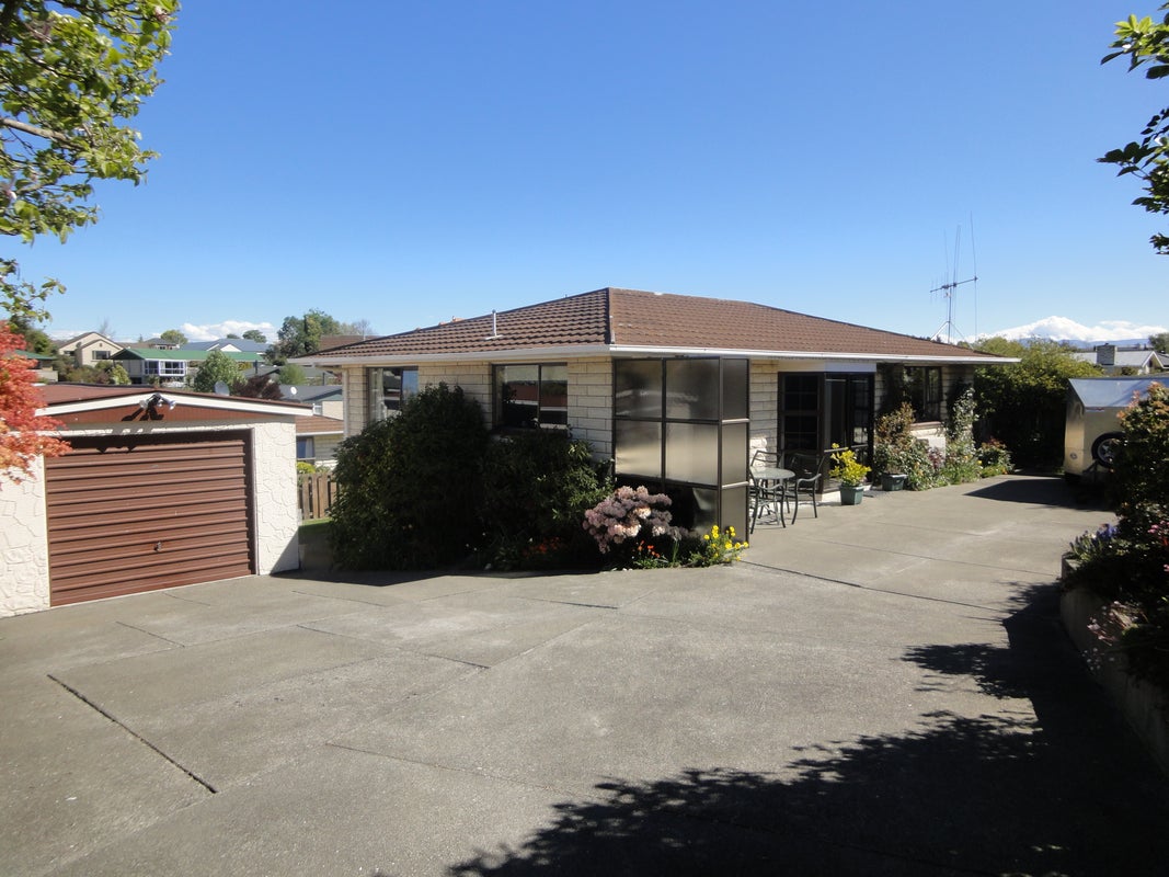42 Mountain View Road, Glenwood, Timaru - Carousel 1