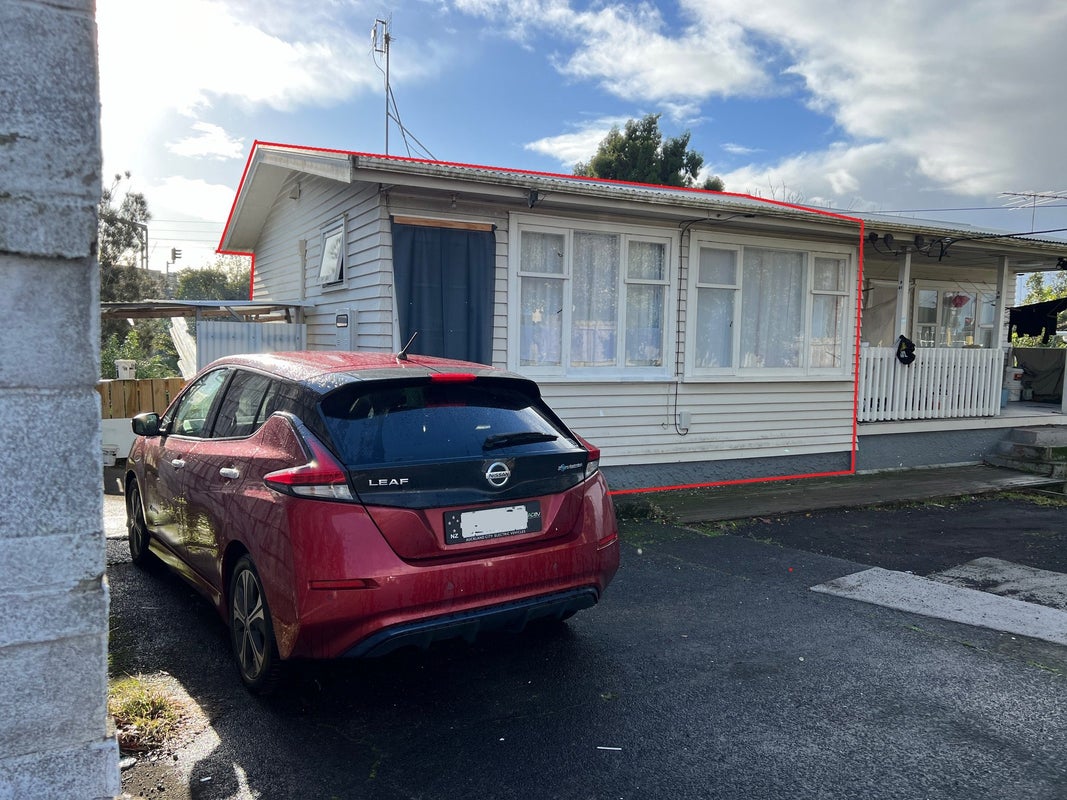 21 Titirangi Road, New Lynn, Auckland - Carousel 1