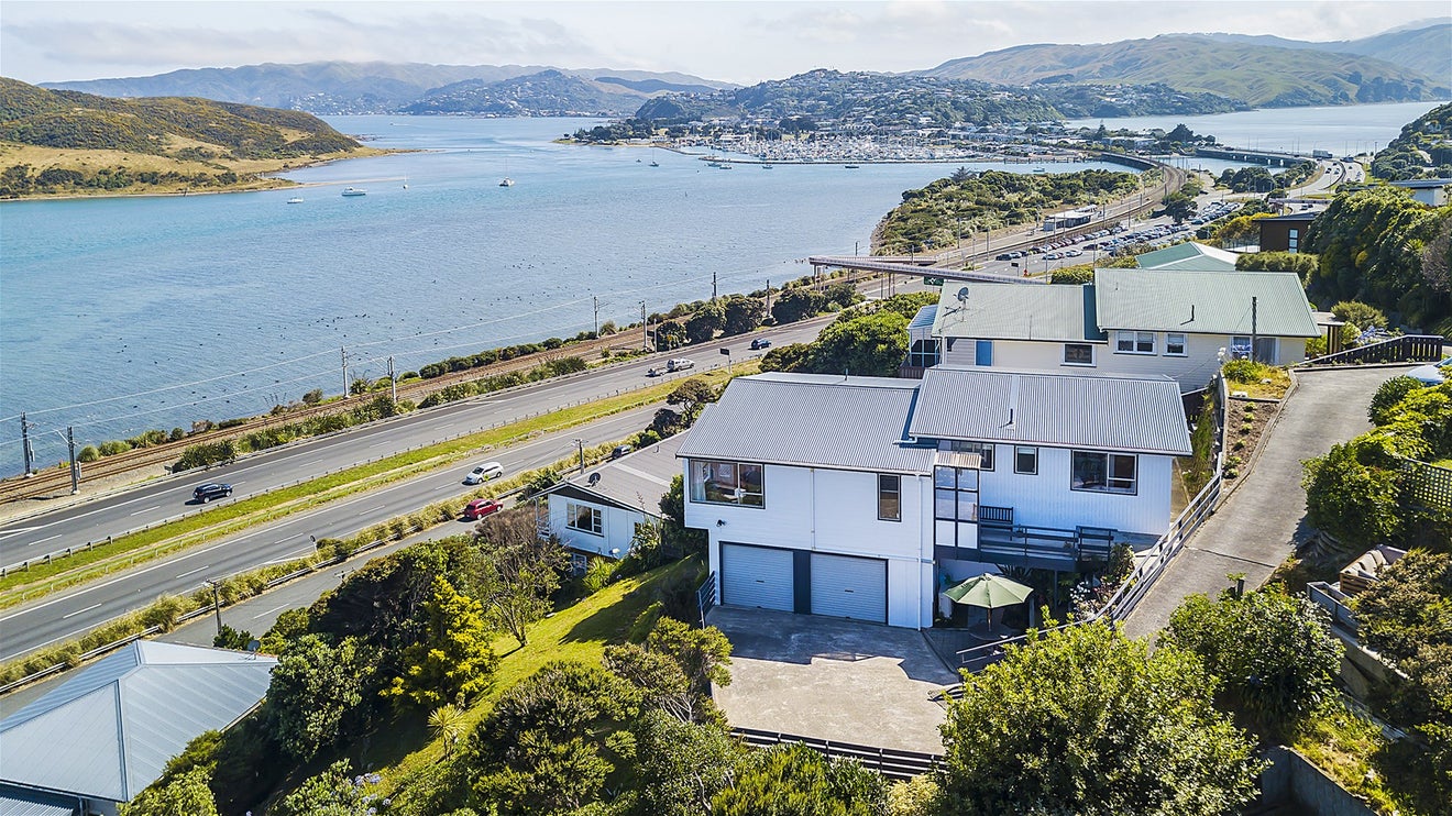 20 Forth Place, Papakowhai, Porirua - Carousel 1