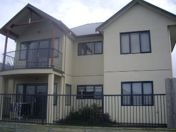 99 Fernhill Way, Oteha, Auckland - Carousel 1