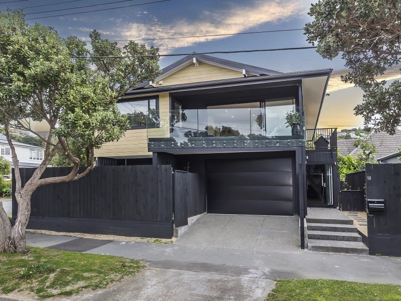 12 Inglis Street, Seatoun, Wellington - Carousel 1