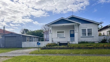 10 Albert Street, Te Hapara, Gisborne - Carousel 1