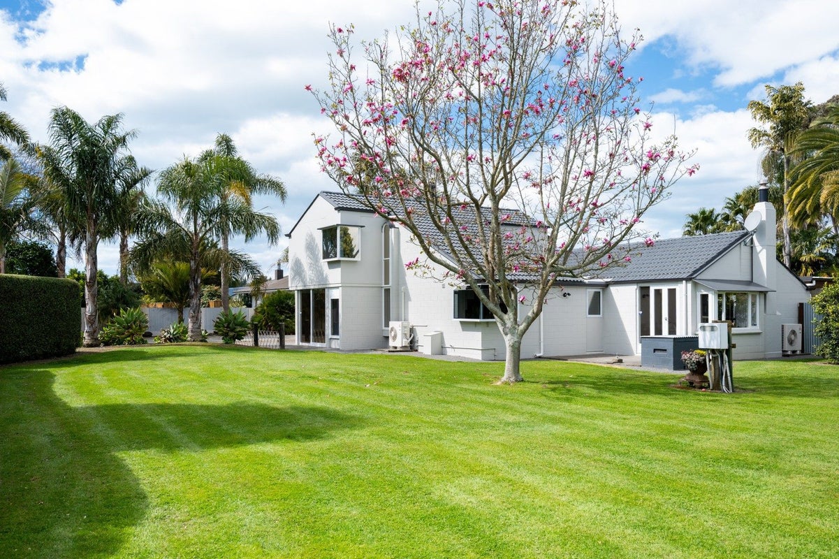 527 State Highway 51, Whakatu, Hastings - Carousel 1