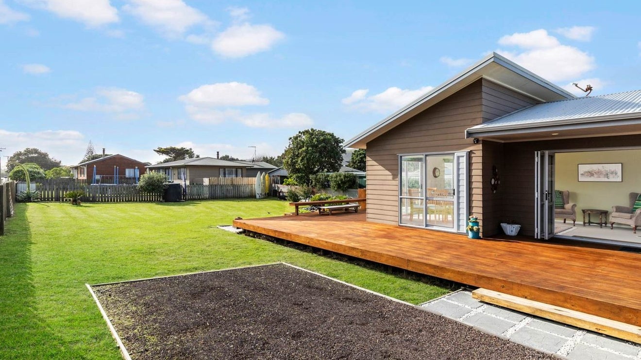 22 Mission Road, Tuakau - Carousel 1