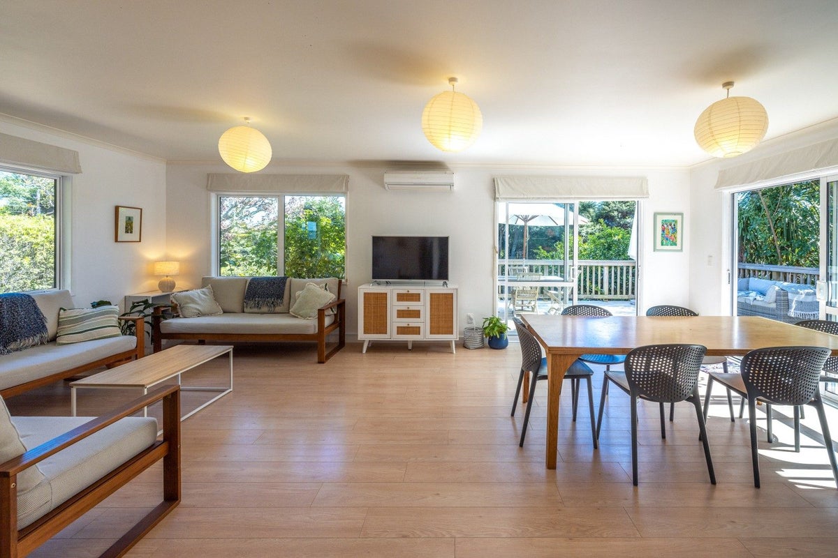 47 Whakarite Road, Ostend, Waiheke Island - Carousel 2