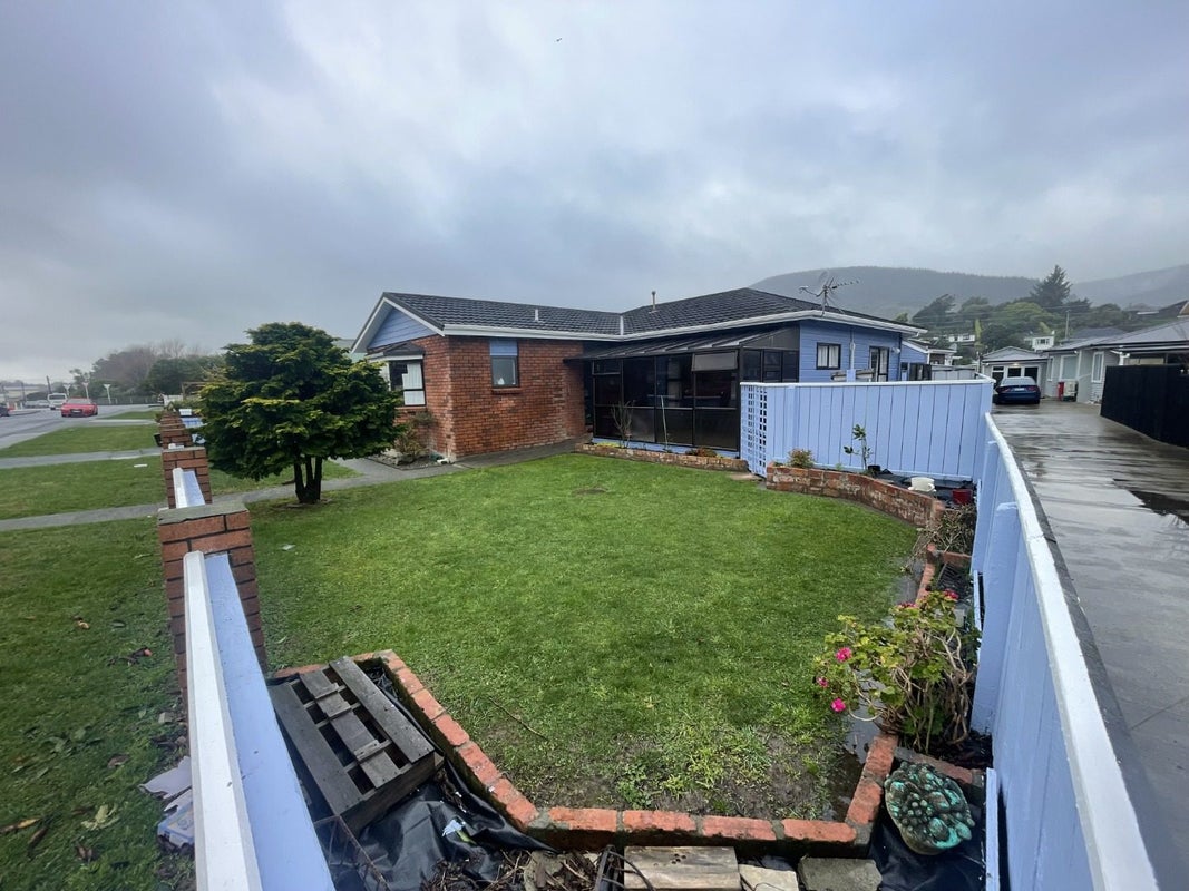 58 Beauchamp Street, Tawa, Wellington - Carousel 14