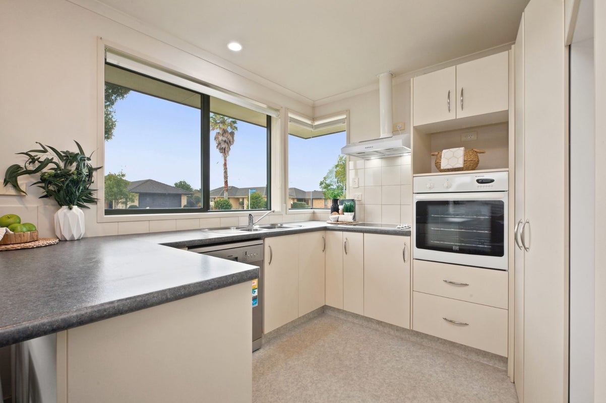 70 The Gardens Drive, Papamoa Beach, Papamoa - Carousel 2