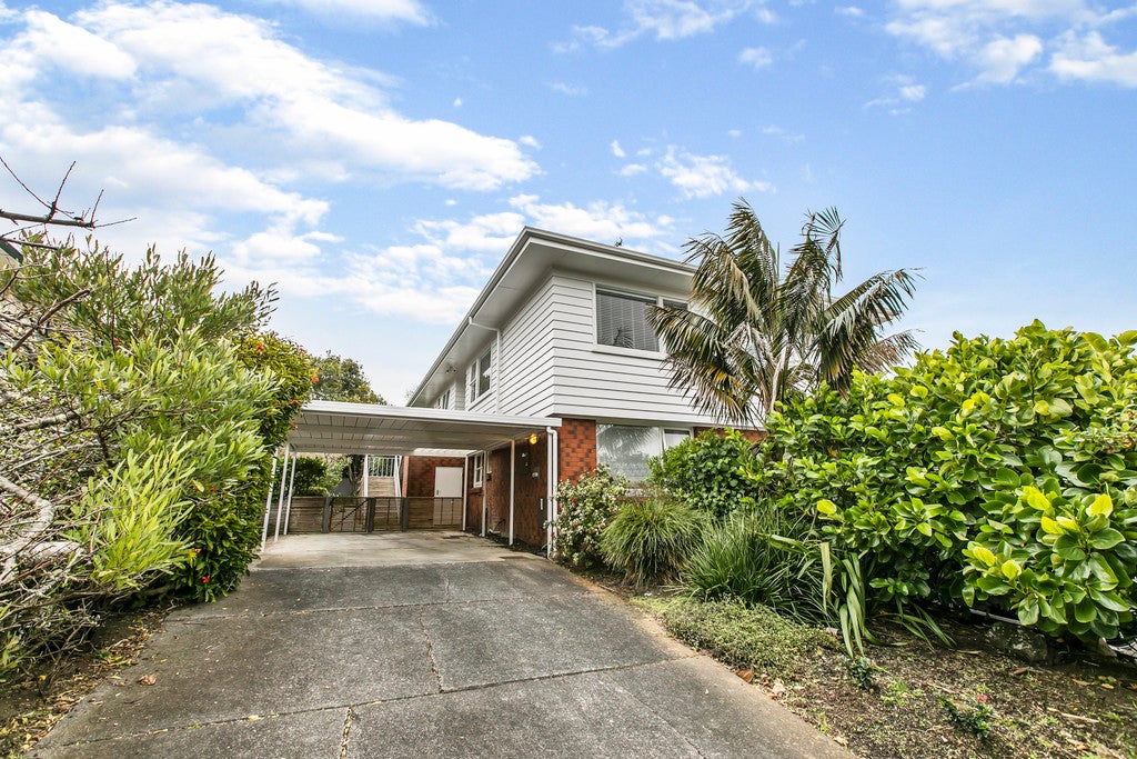 1/32 Gowing Drive, Meadowbank, Auckland - Carousel 26