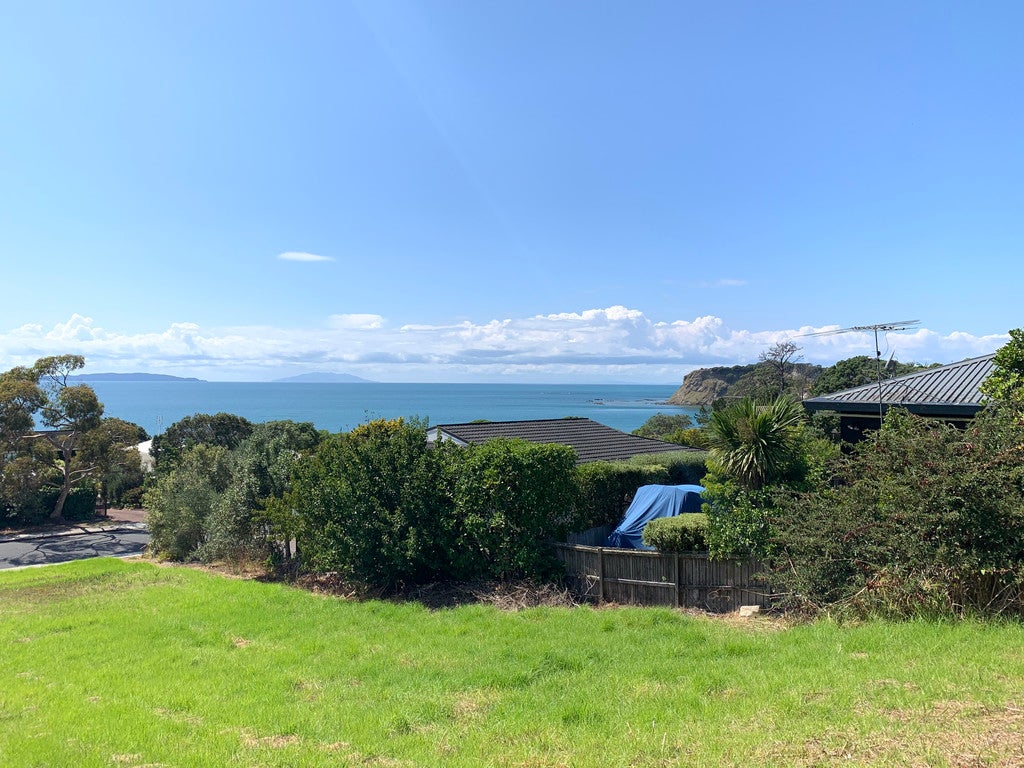 113 Pacific Parade, Army Bay, Whangaparaoa - Carousel 2