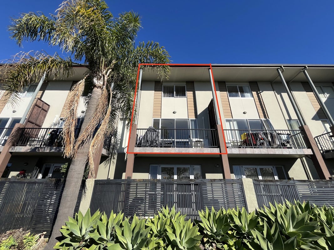 14/29 Haven Drive, East Tamaki, Auckland - Carousel 1