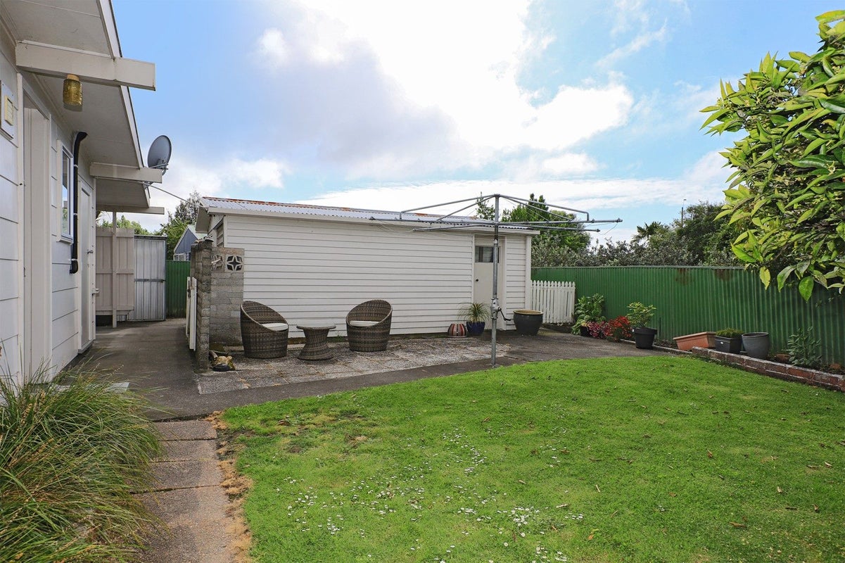 3 Laurent Place, Greenmeadows, Napier - Carousel 17
