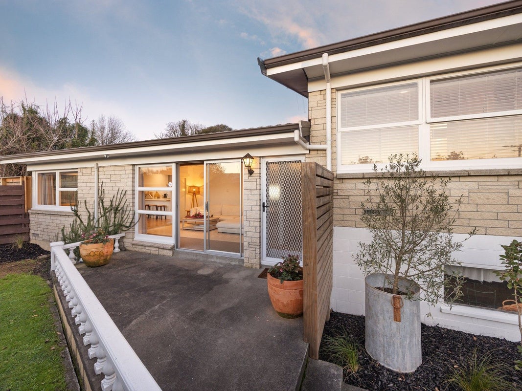 39 De Vere Crescent, Chartwell, Hamilton - Carousel 3