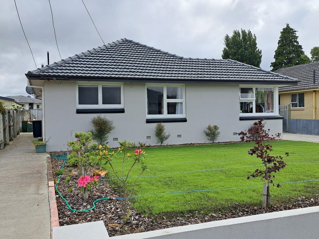 76 Vancouver Crescent, Wainoni, Christchurch - Carousel 2